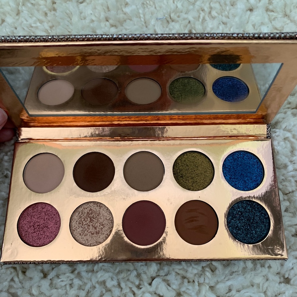 Dose of Colors Desi x Katy Friendcation palette